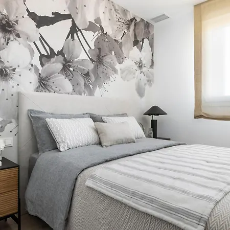Apartment Aq 21 Floor 3 Bed *